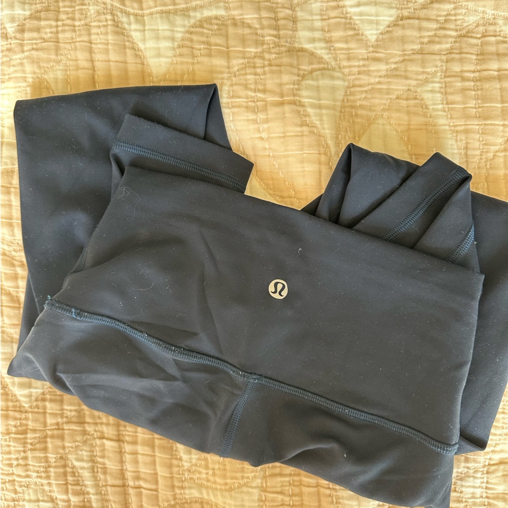 Navy lululemon leggings
